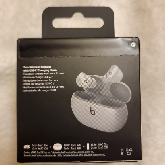 Beats by Dre earbuds, gray, added a pic of mine that are the same exact kind - Picture 3 of 6